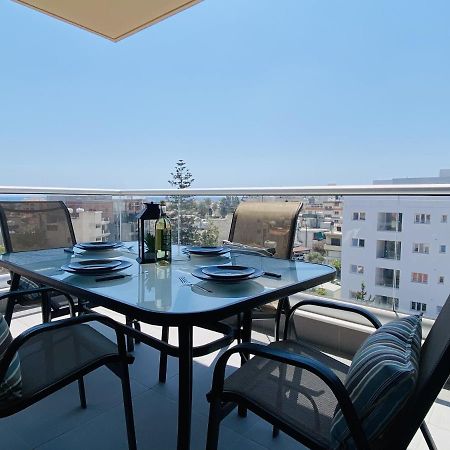 Silver Line 1-Bedroom Apartment In Lárnaka Kültér fotó