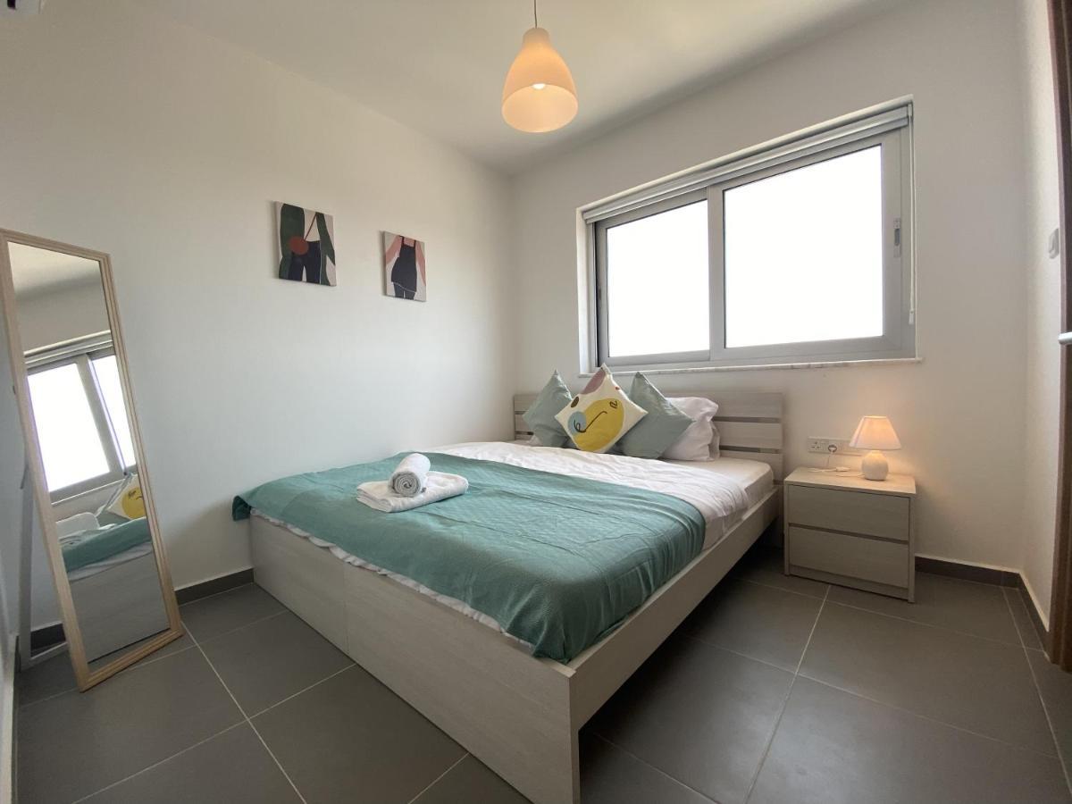Silver Line 1-Bedroom Apartment In Lárnaka Kültér fotó