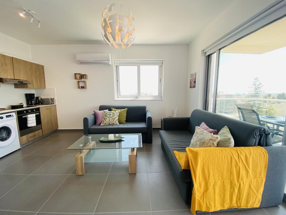 Silver Line 1-Bedroom Apartment In Lárnaka Kültér fotó