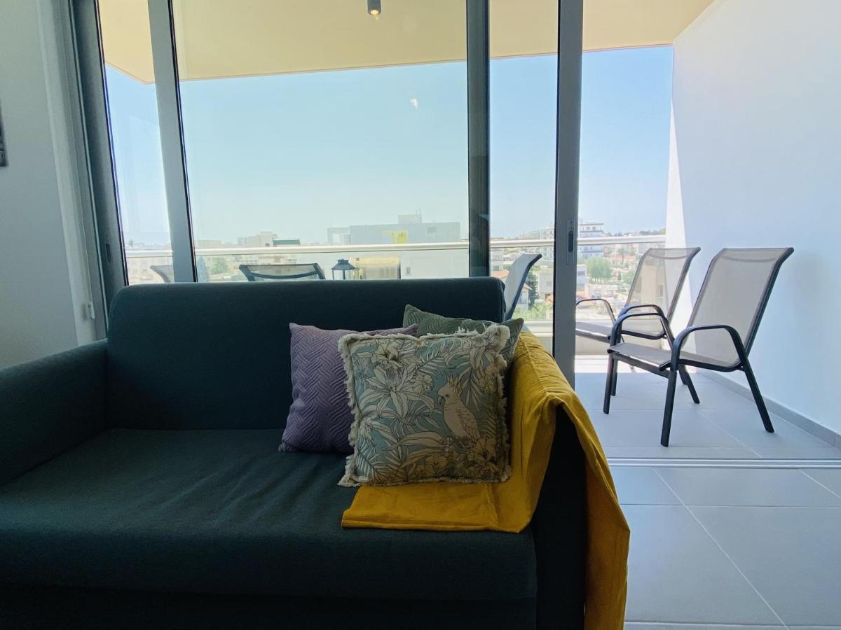 Silver Line 1-Bedroom Apartment In Lárnaka Kültér fotó